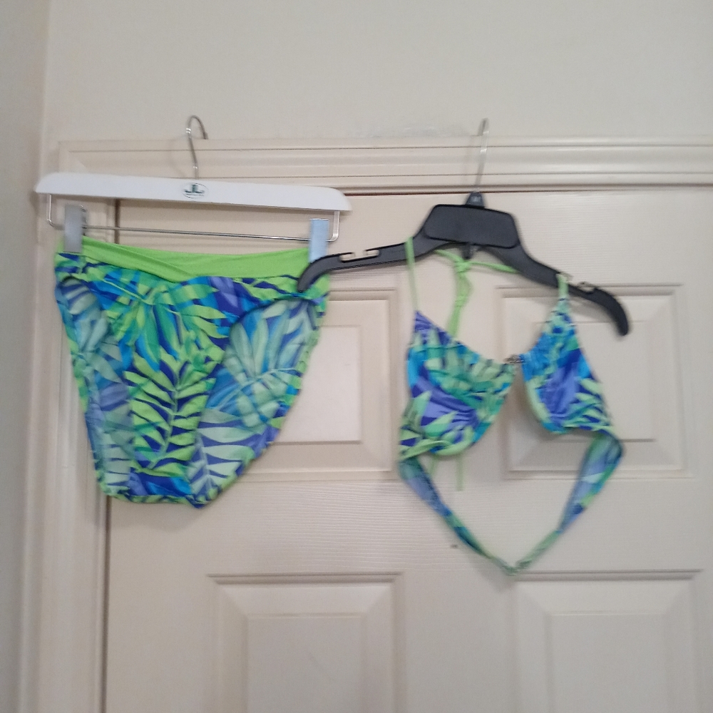 Venus bikini